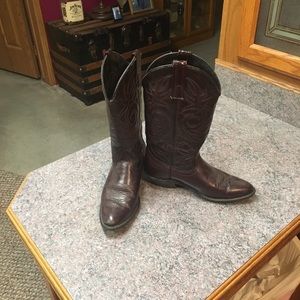 Women’s Boots Size 5 1/2 Good Condition $50